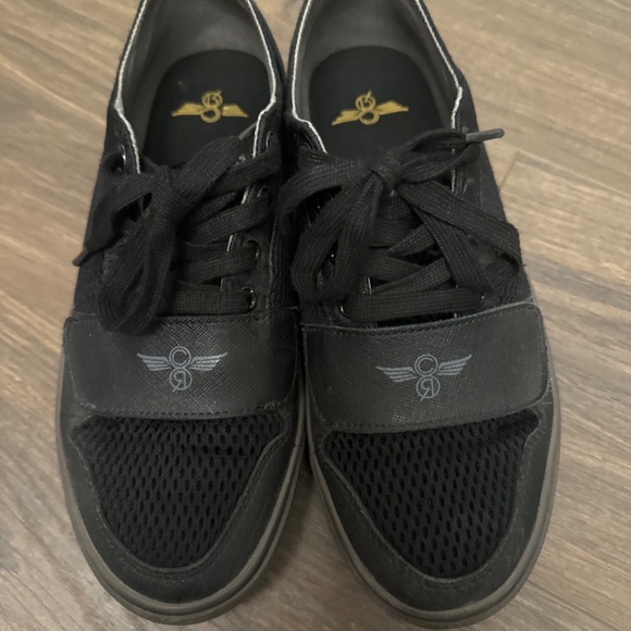 CREATIVE RECREATION Men shoes size 8.5 (Black and Red color) - Picture 9 of 11